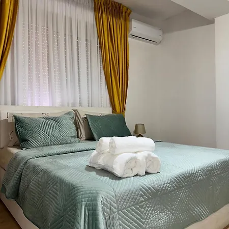 Tata-s Apartman Durrës